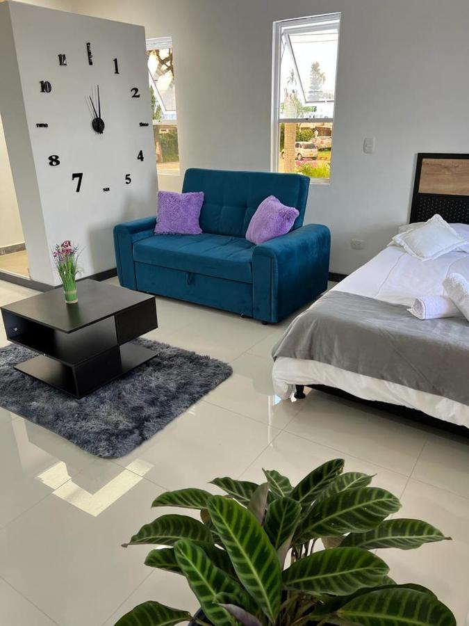 Astromelias Apartment *